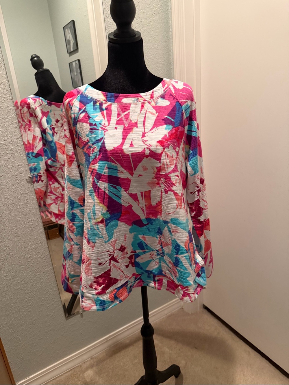 Talbots Floral Long-Sleeve Tunic in Pink, Blue & White